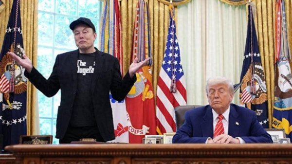 尚红网  特朗普认为马斯克将回归共和党：他“80%是超级天才，剩下20%有些问题”